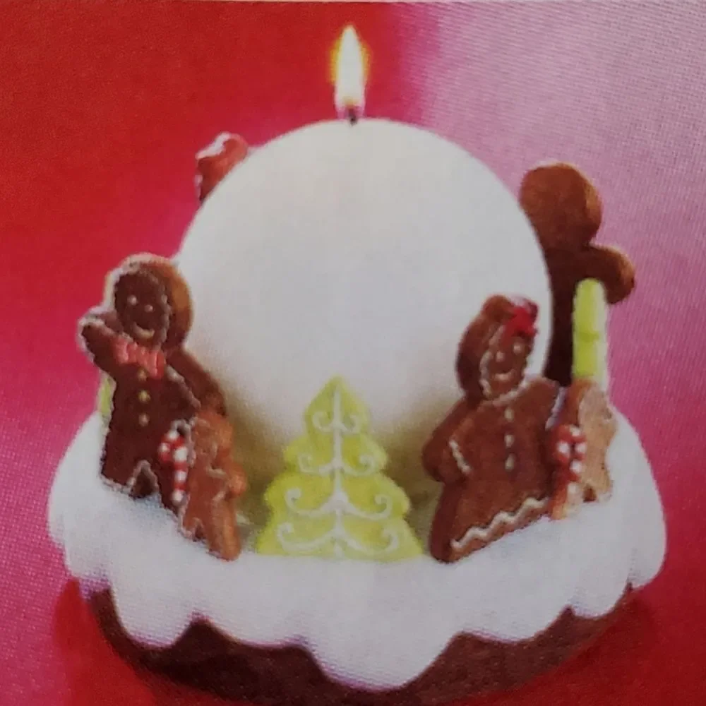 ⛱️NIB RETIRED PartyLite Peppermint Delight Pillar Candle Holder & Candle